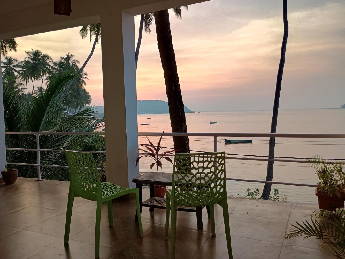 Gs Home On The Bay - Super Sea View Glass Studio Apartment Vagator Luaran gambar