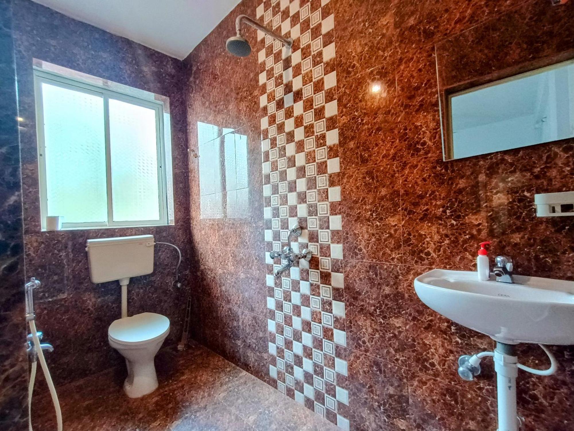 Gs Home On The Bay - Super Sea View Glass Studio Apartment Vagator Luaran gambar